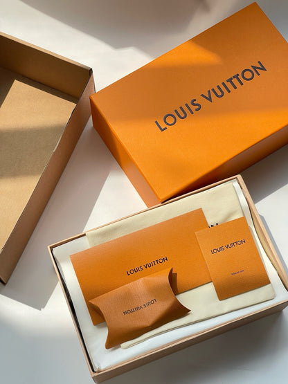 Everyday Leather Sneakers