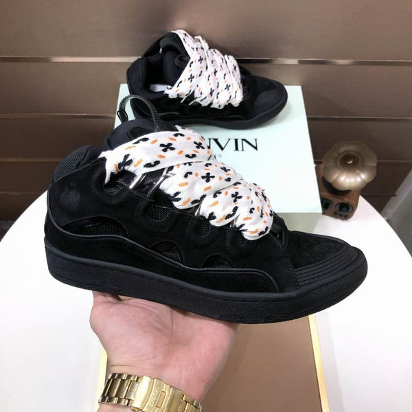 Viral Lace Black Sneakers